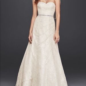 SOLD Allover Lace A-Line Wedding Dress Size 6